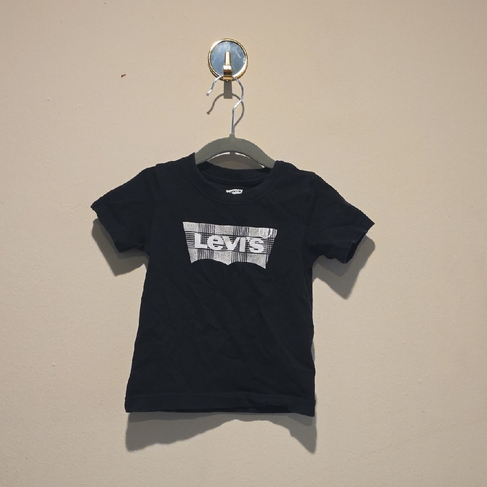 Levi's Black Tee with White Logo - Kids Short Sleeve